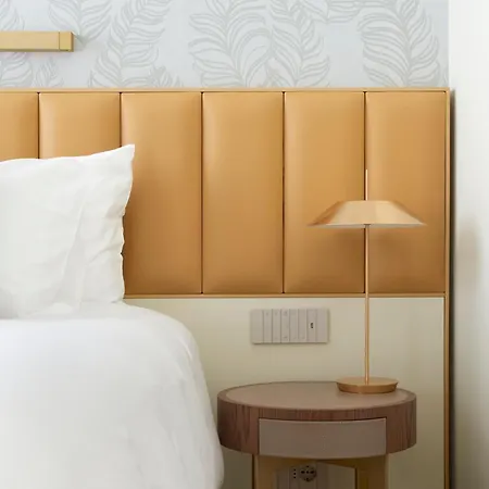 Grand Victoria Concept & Spa, By R Collection メナッジョ